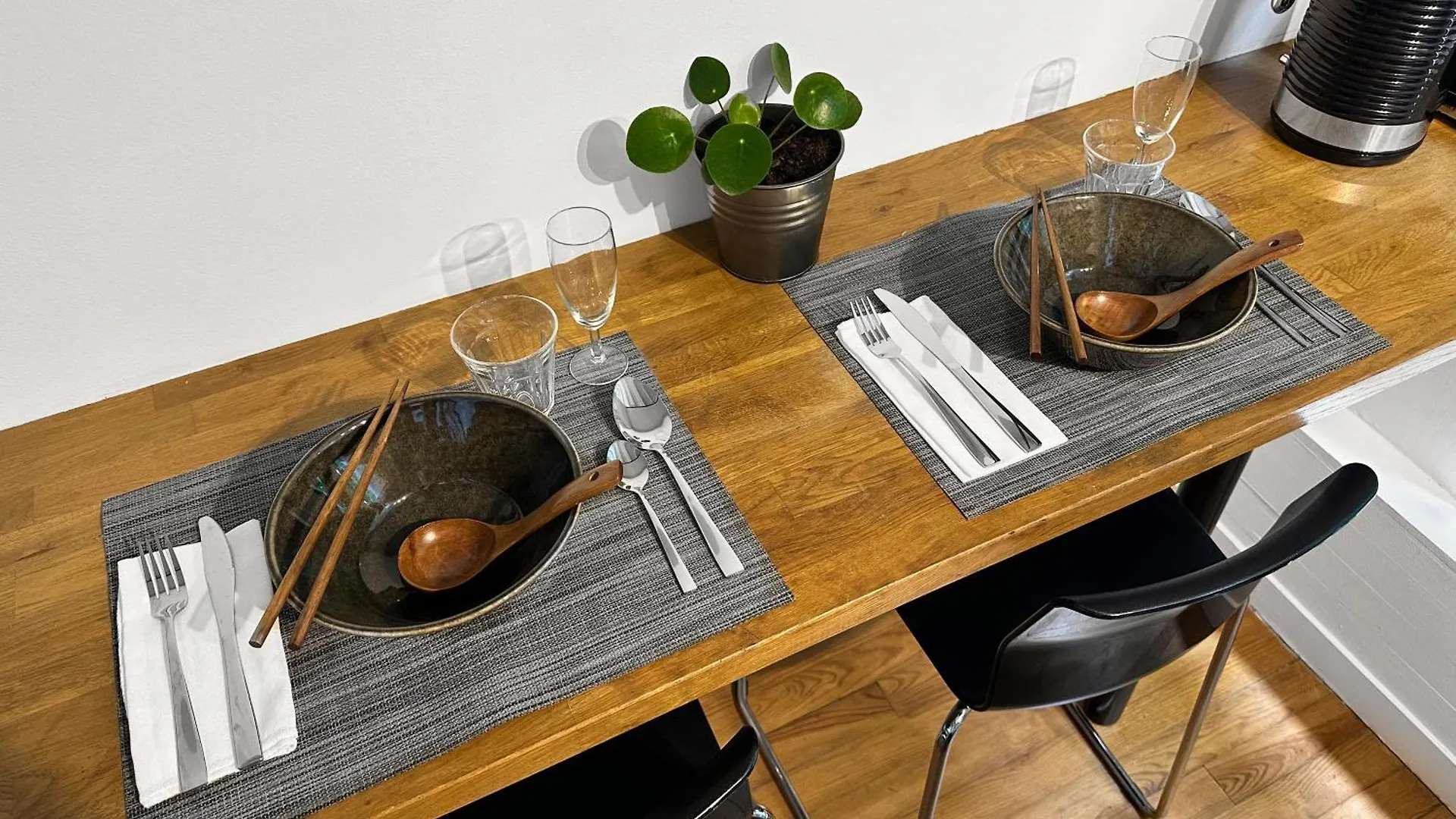 Cozy Artist Loft Apartment Paris France