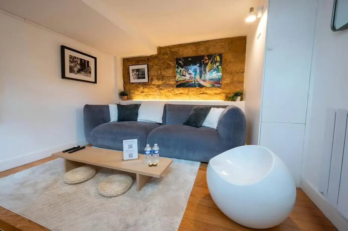 Cozy Artist Loft Apartment Paris 0*,  France